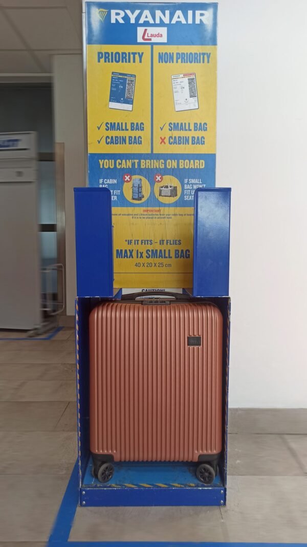 55x40x20 Ryanair lagamians